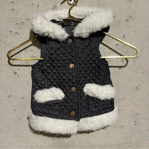 Savannah Vest Girls Size 18 M Fur Trim Full Zip Quilted